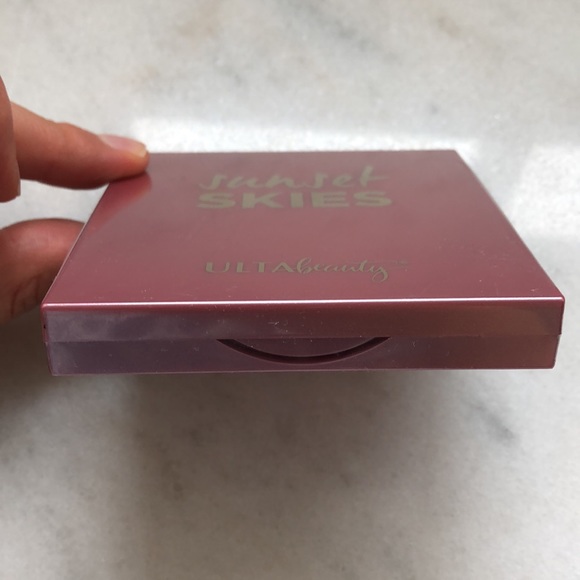 Ulta Beauty Sunset Skies Eye Shadow Palette - Picture 3 of 4
